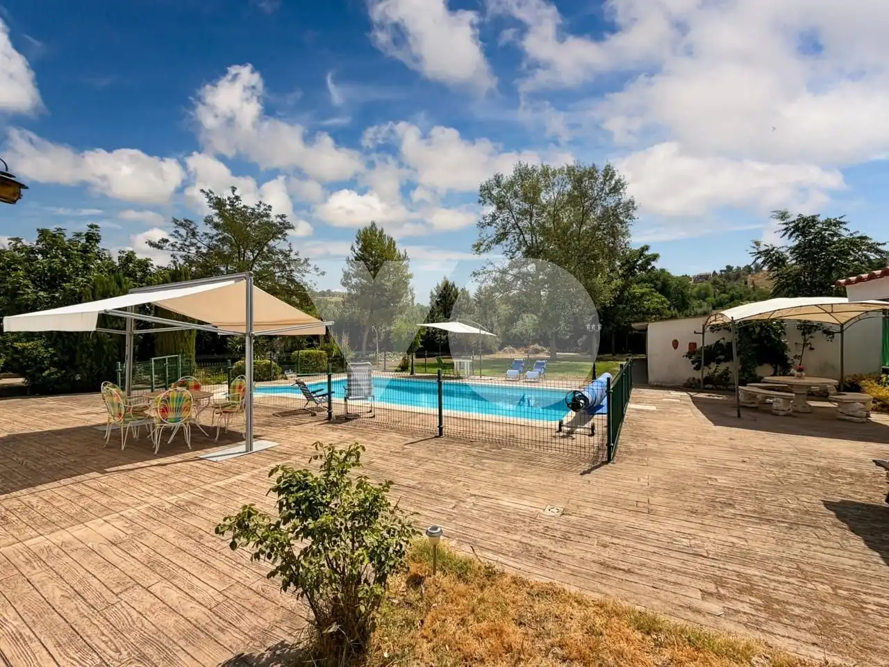 Piscina de Casa o chalet en venta en Illana con Calefacción, Jardín privado y Trastero