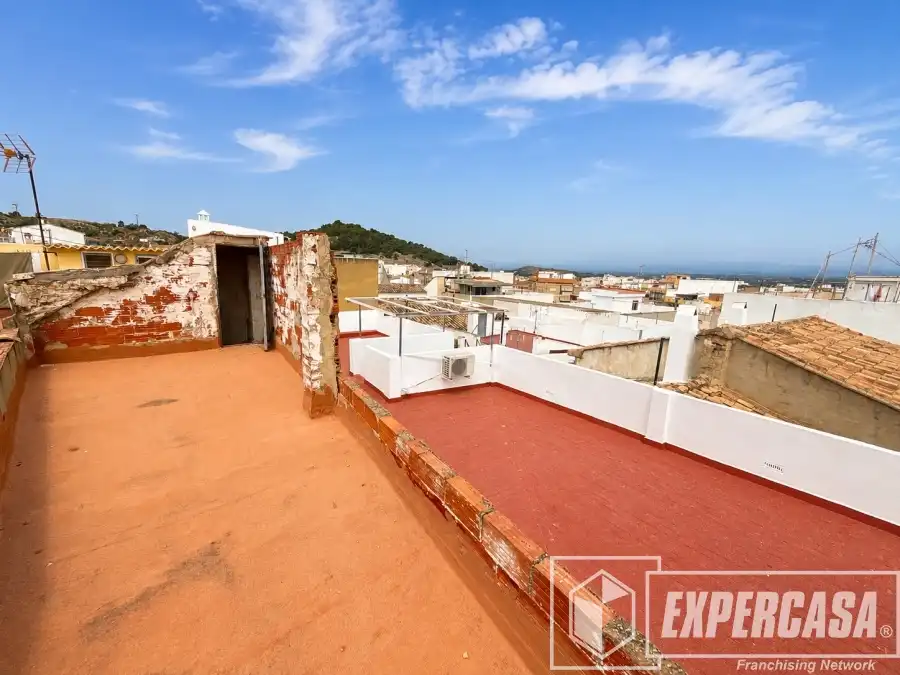 Vista exterior de Finca rústica en venda en Llíria amb Terrassa