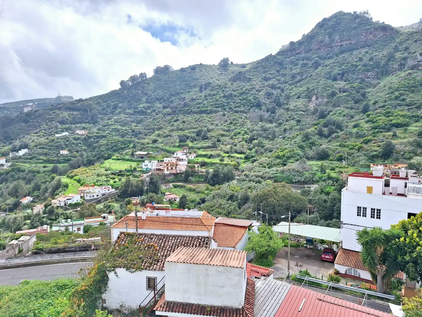 Vista exterior de Piso en venta en Teror con Amueblado y Balcón