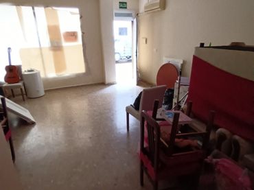 Local comercial en venda a Este