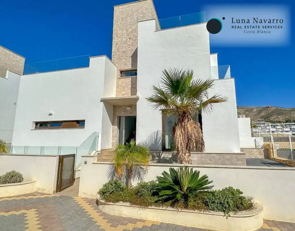 Villa avec terrasse à vendre à Carrer d´Equador