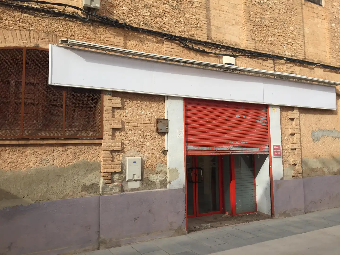 Local comercial en alquiler en Santa Bàrbara, imagen 2