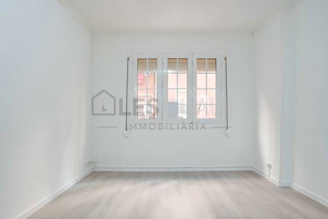 Piso en Venta en Carrer de Sant Iscle en El Turó de la Peira