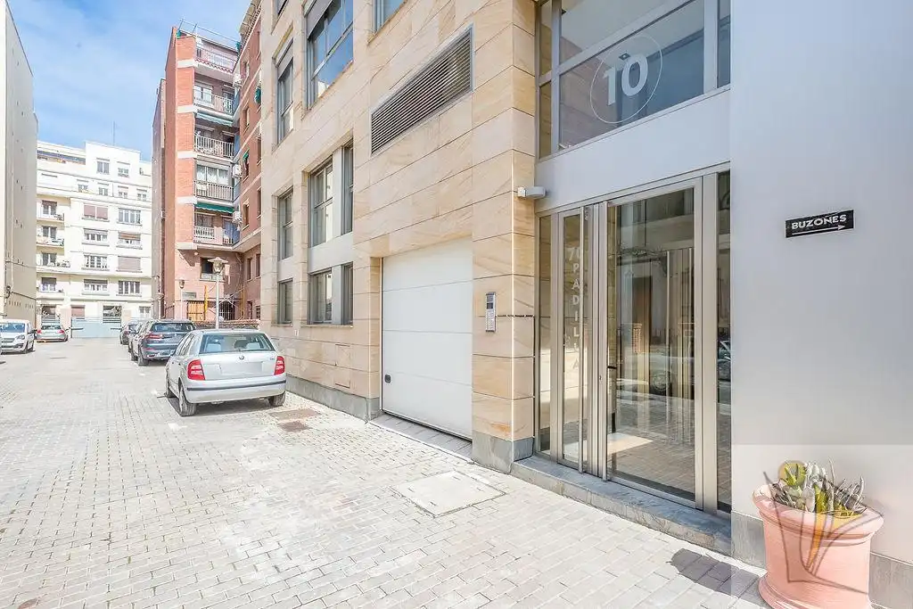 Individuel à vendre à CL Padilla