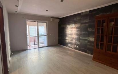 Exterior view of Flat for sale in Alcalá de Guadaira  with Air Conditioner, Private garden and Storage room
