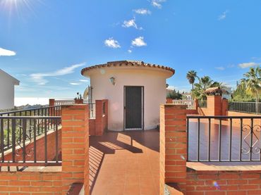 Casa con piscina en venta en Rincón de la Victoria - Paraiso del Sol, Añoreta.
