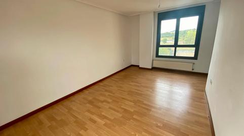 Foto 3 de Pis en venda a La Calzada, Asturias