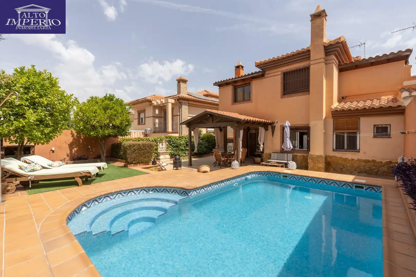 Villa avec terrasse à vendre à Calle BRASIL, imagen 2
