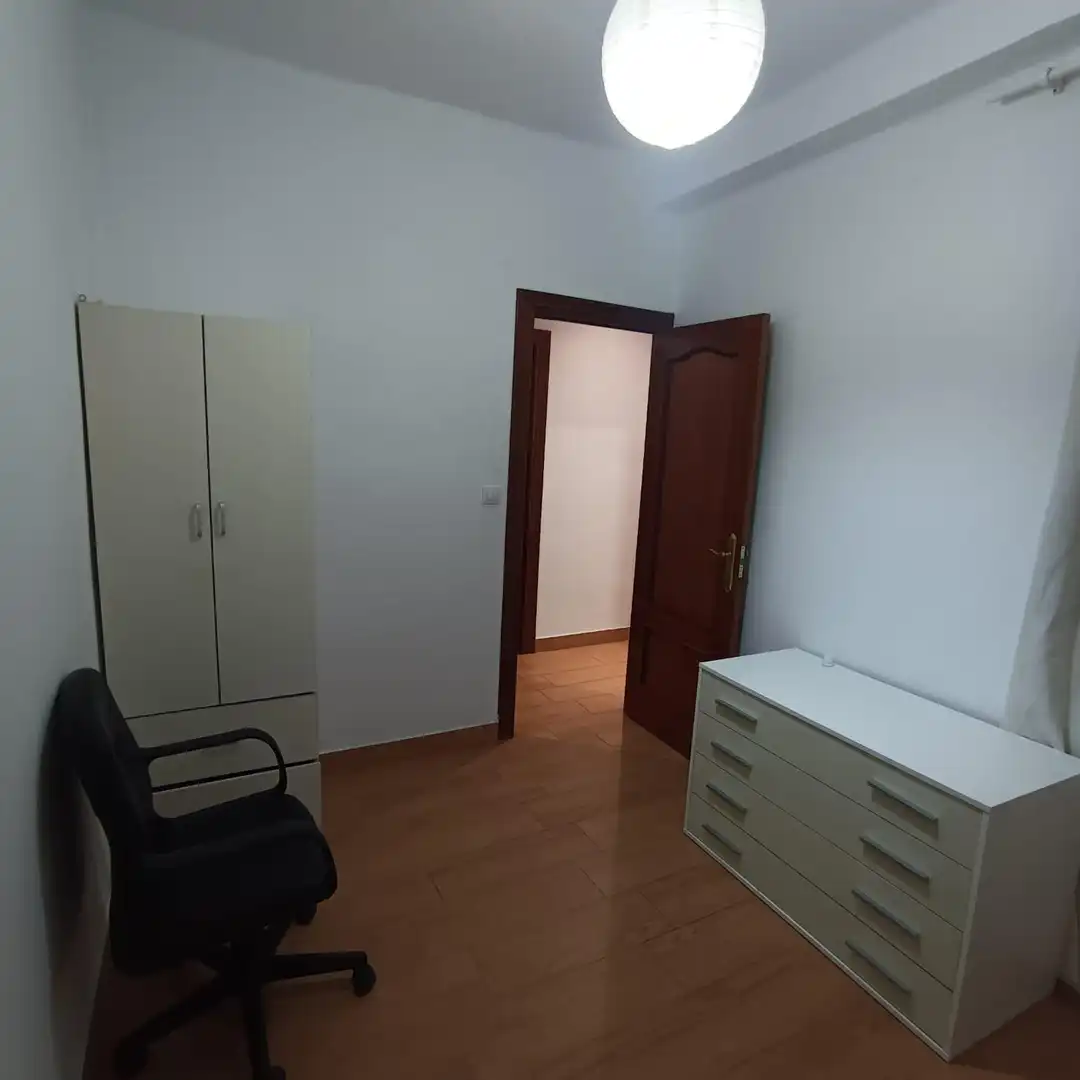 Habitación de Piso de alquiler en Vila-real con Amueblado y Balcón