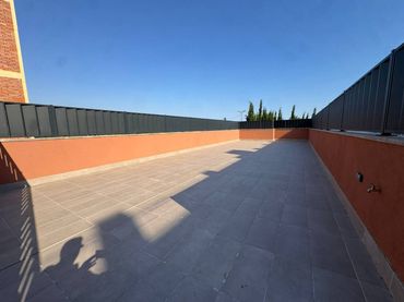 Pis amb balcó en venda a Calle Anselm Clavé