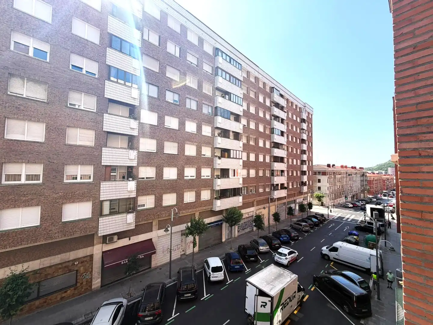 Vista exterior de Pis en venda en Bilbao  amb Calefacció i Balcó
