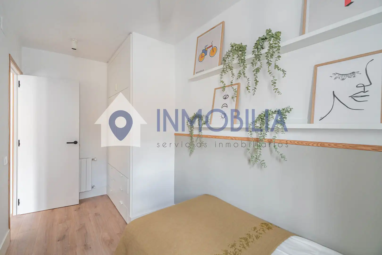 Habitación de Piso en venta en Madrid con Aire acondicionado y Calefacción