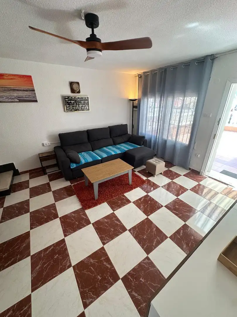 Sala de estar de Dúplex de alquiler en Cartagena con Calefacción, Terraza y Amueblado