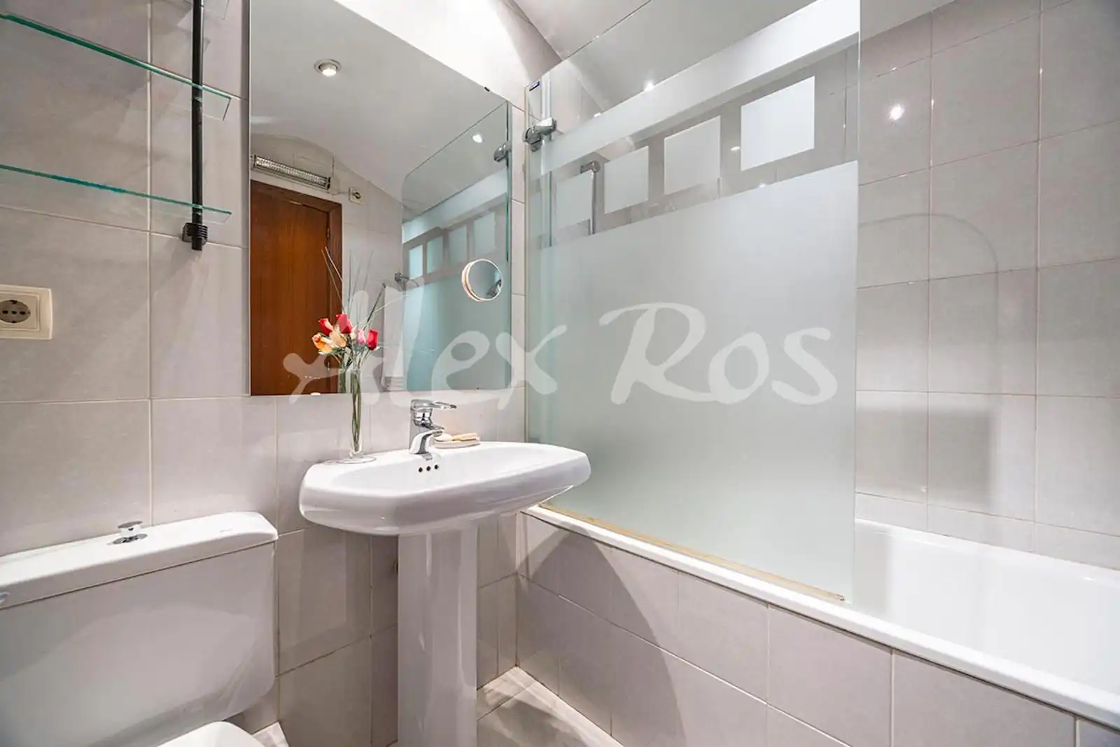 Bathroom of Attic for sale in Puigcerdà  with Heating and Terrace