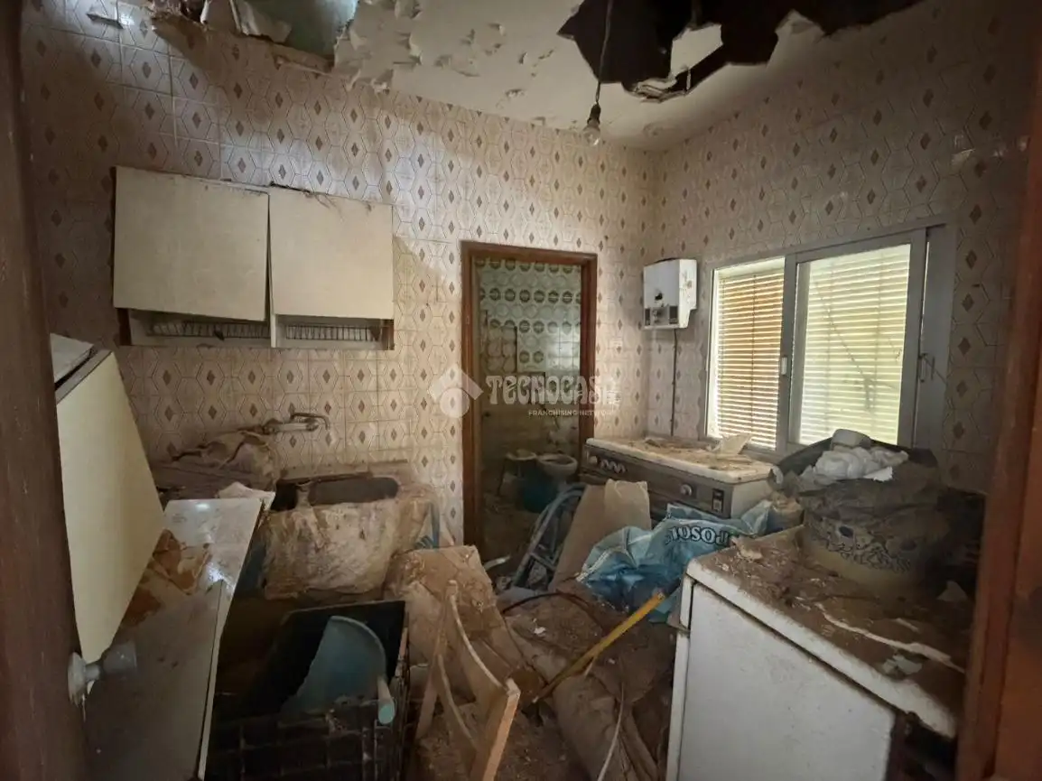 Casa aparellada en venda a Núcleo urbano, imagen 13