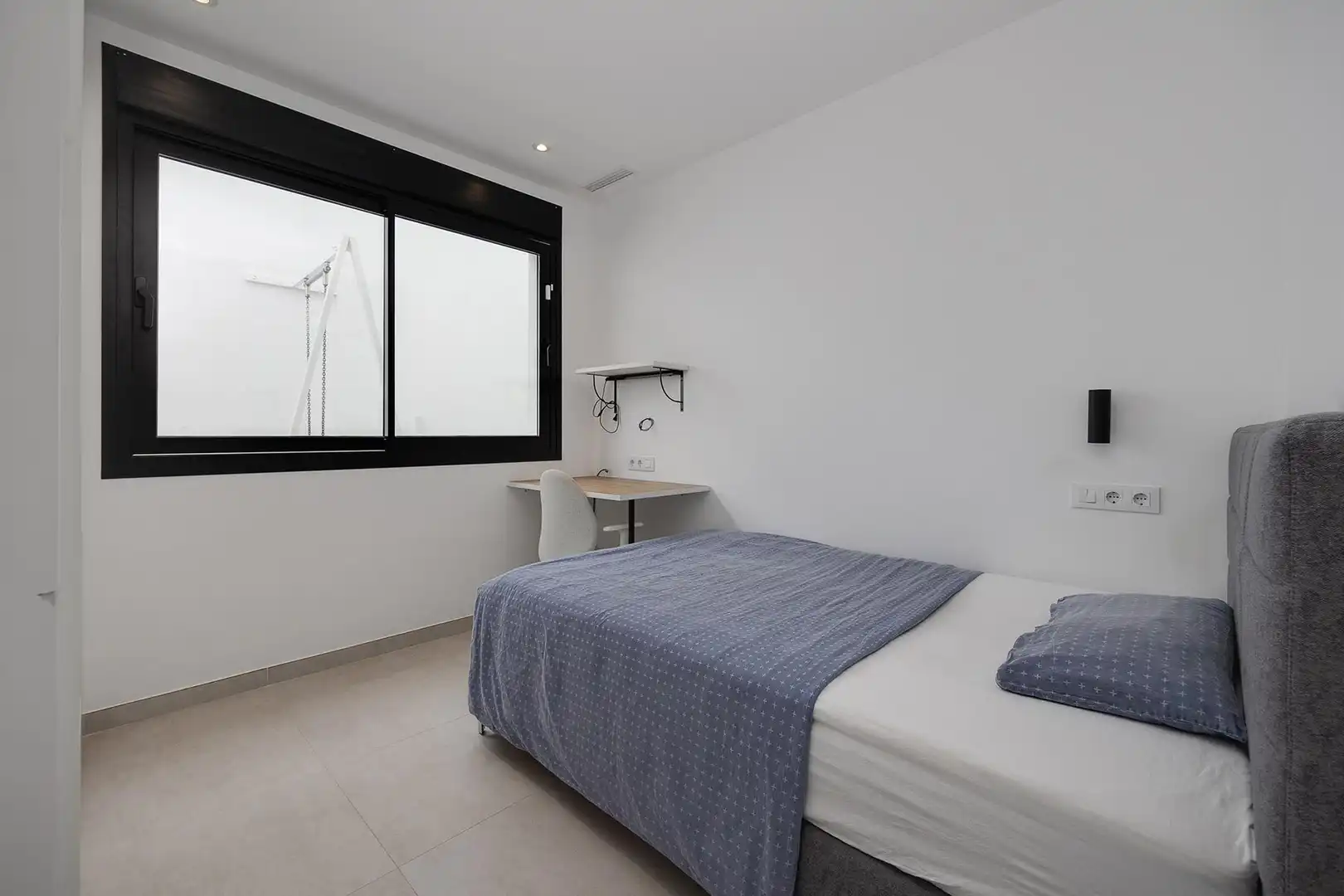Habitación de Casa o chalet en venta en Pilar de la Horadada con Aire acondicionado, Calefacción y Jardín privado