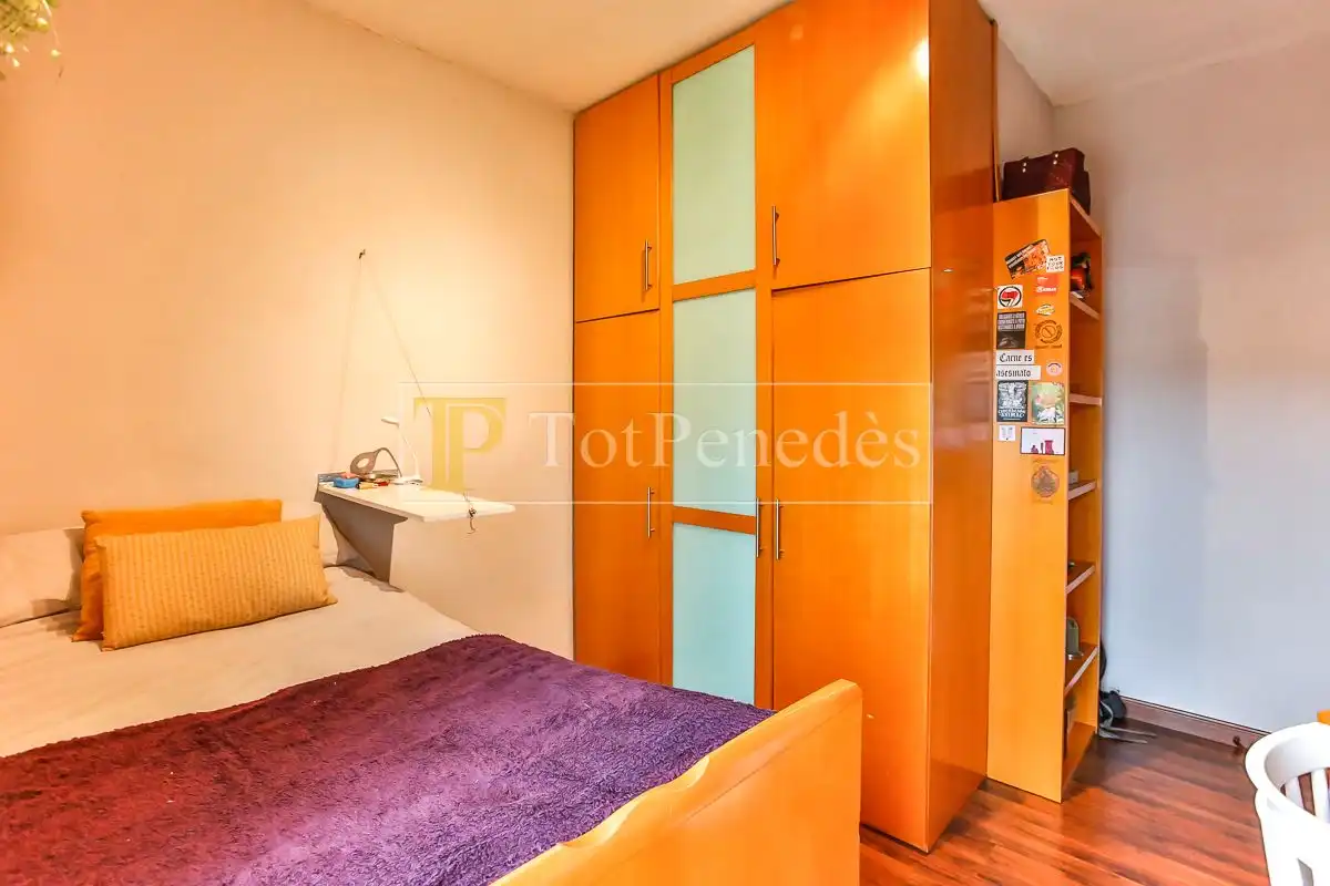 Bedroom of Houses for sale in Torrelles de Foix  with Air Conditioner, Heating and Private garden