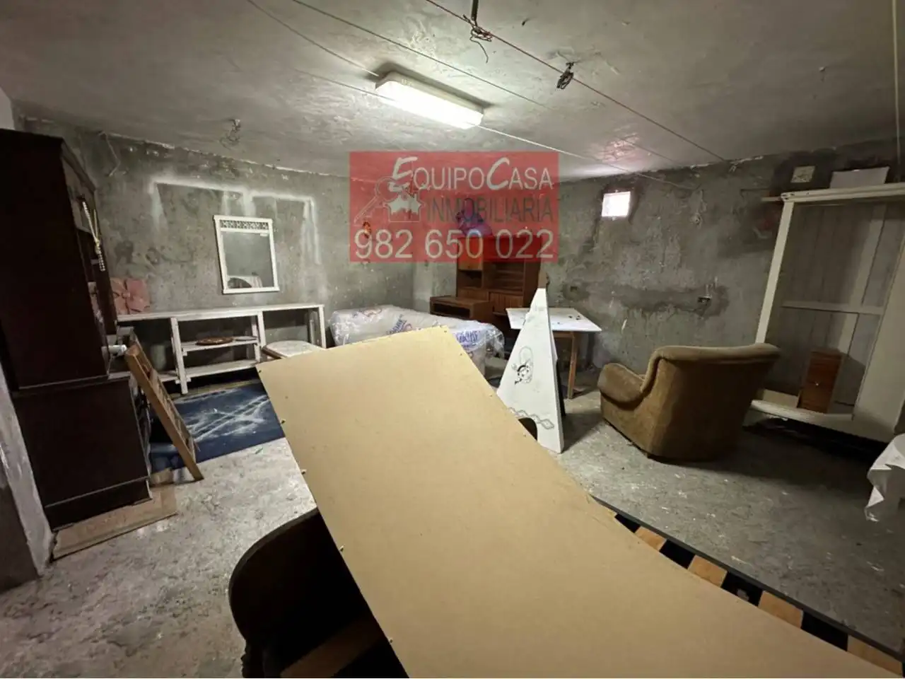 Casa adosada en venta en Lugo con Calefacción, Terraza y Amueblado