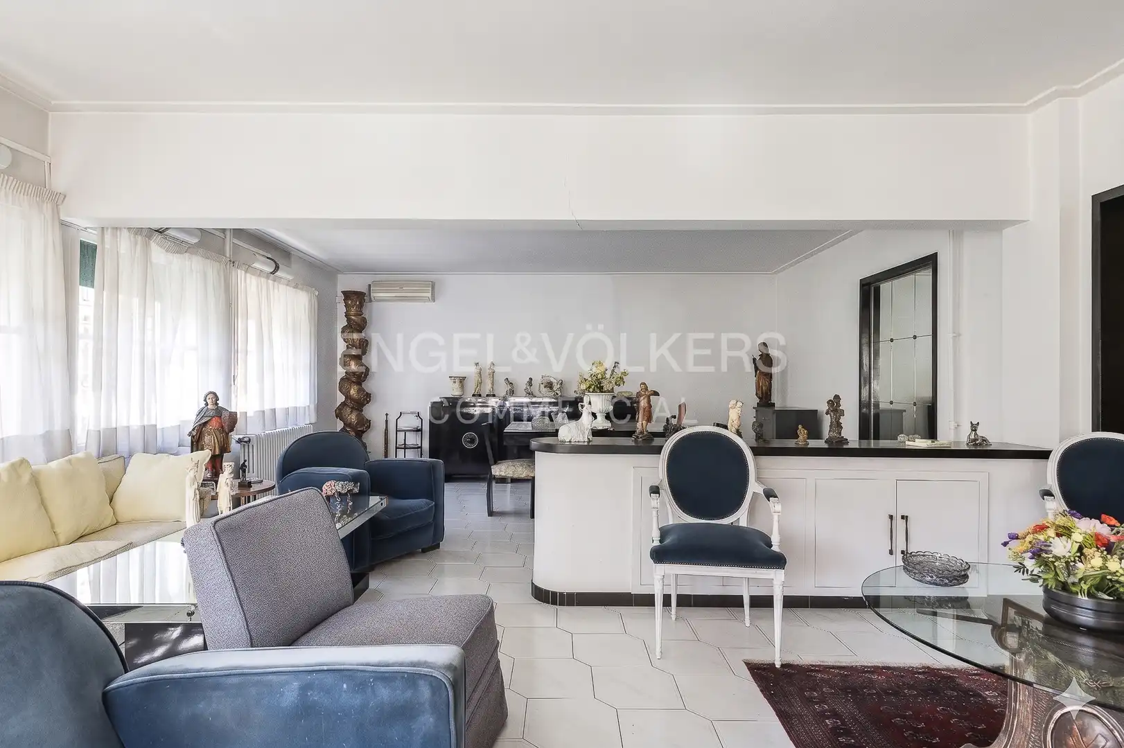 Sala d'estar de Edifici en venda en El Prat de Llobregat