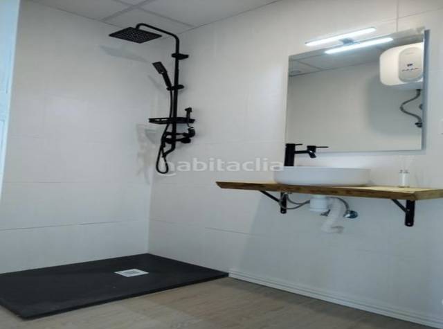 Apartamento en Alquiler en Carrer Palau i Quer en Grau - Quintanes