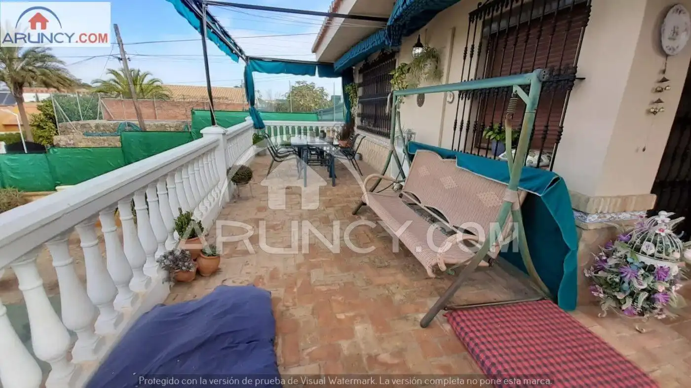 Terrassa de Casa o xalet en venda en Alcalá de Guadaira amb Aire condicionat, Calefacció i Jardí privat