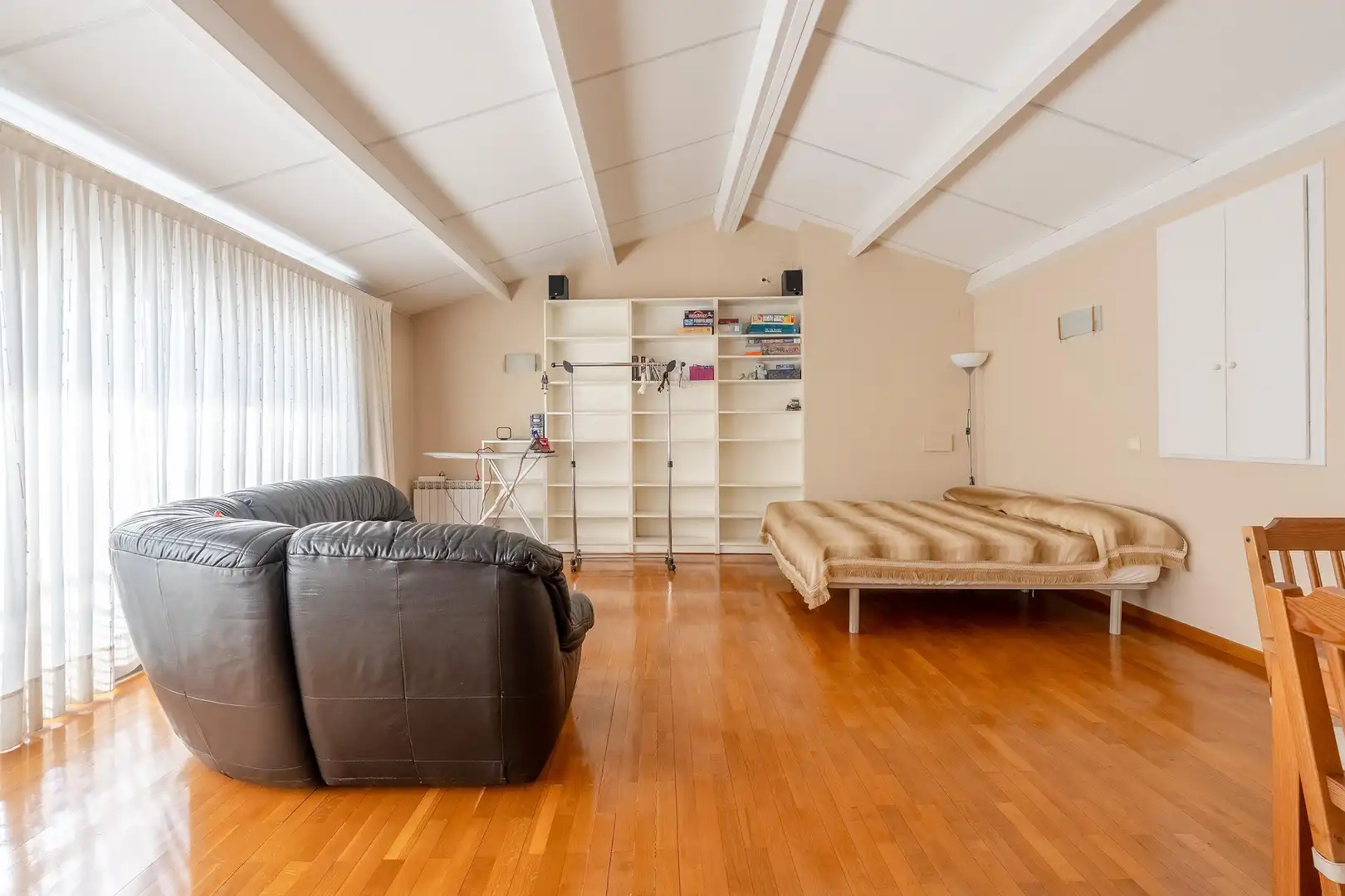 Sala de estar de Casa o chalet en venta en Vallirana con Aire acondicionado, Calefacción y Jardín privado