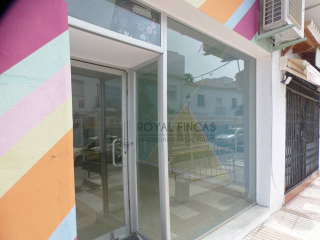 Local comercial en Alquiler en Calle San Juan, 5 en Arroyo de la Miel