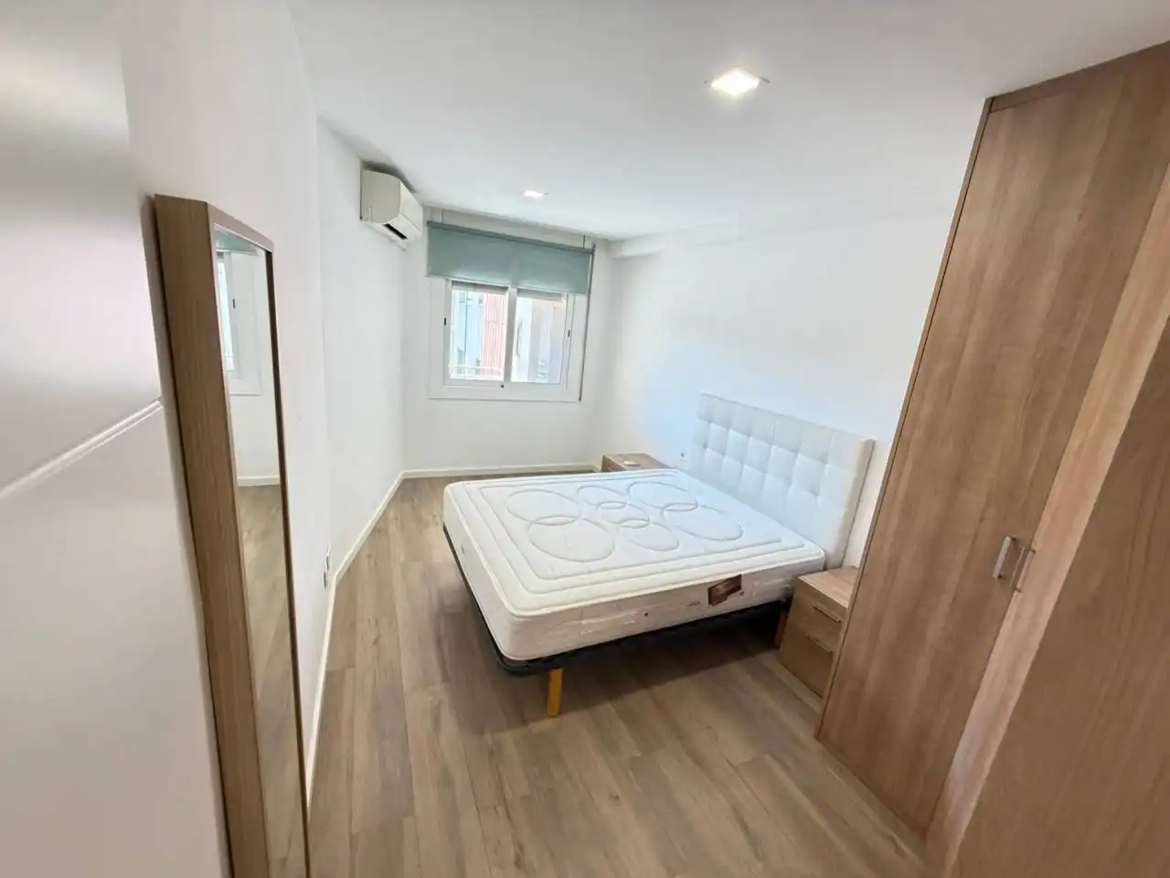 Habitación de Piso en venta en Barcelona con Terraza y Balcón