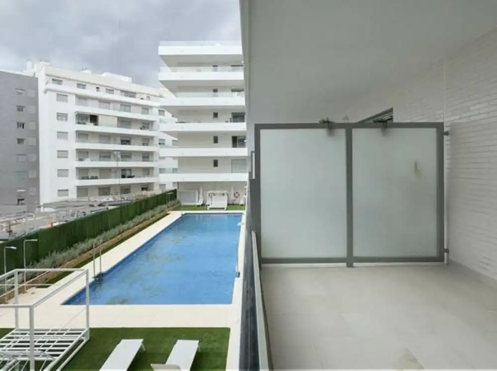 Apartament amb piscina en venda a Nueva Andalucía, imagen 2
