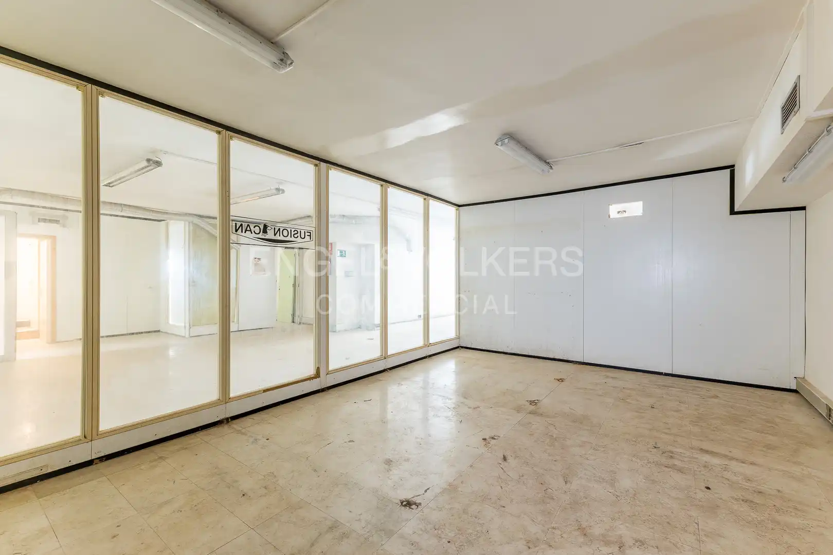 Büro zur Miete in Esplugues de Llobregat