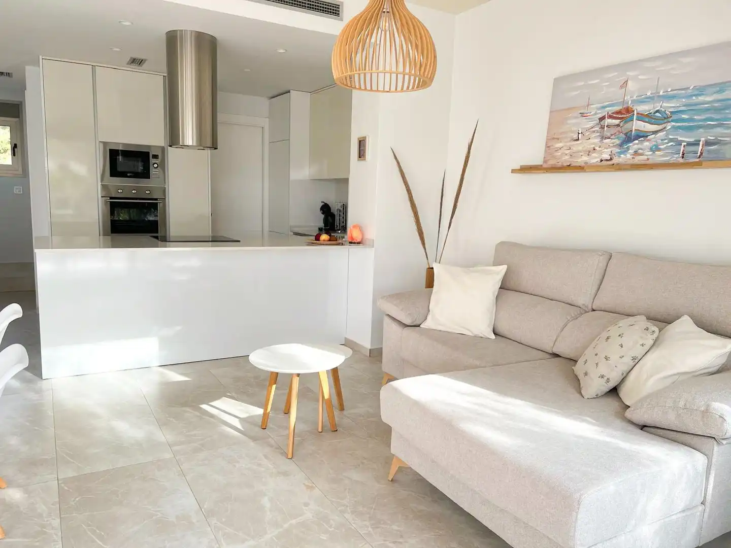 Sala de estar de Casa o chalet de alquiler en San Miguel de Salinas con Aire acondicionado, Calefacción y Jardín privado