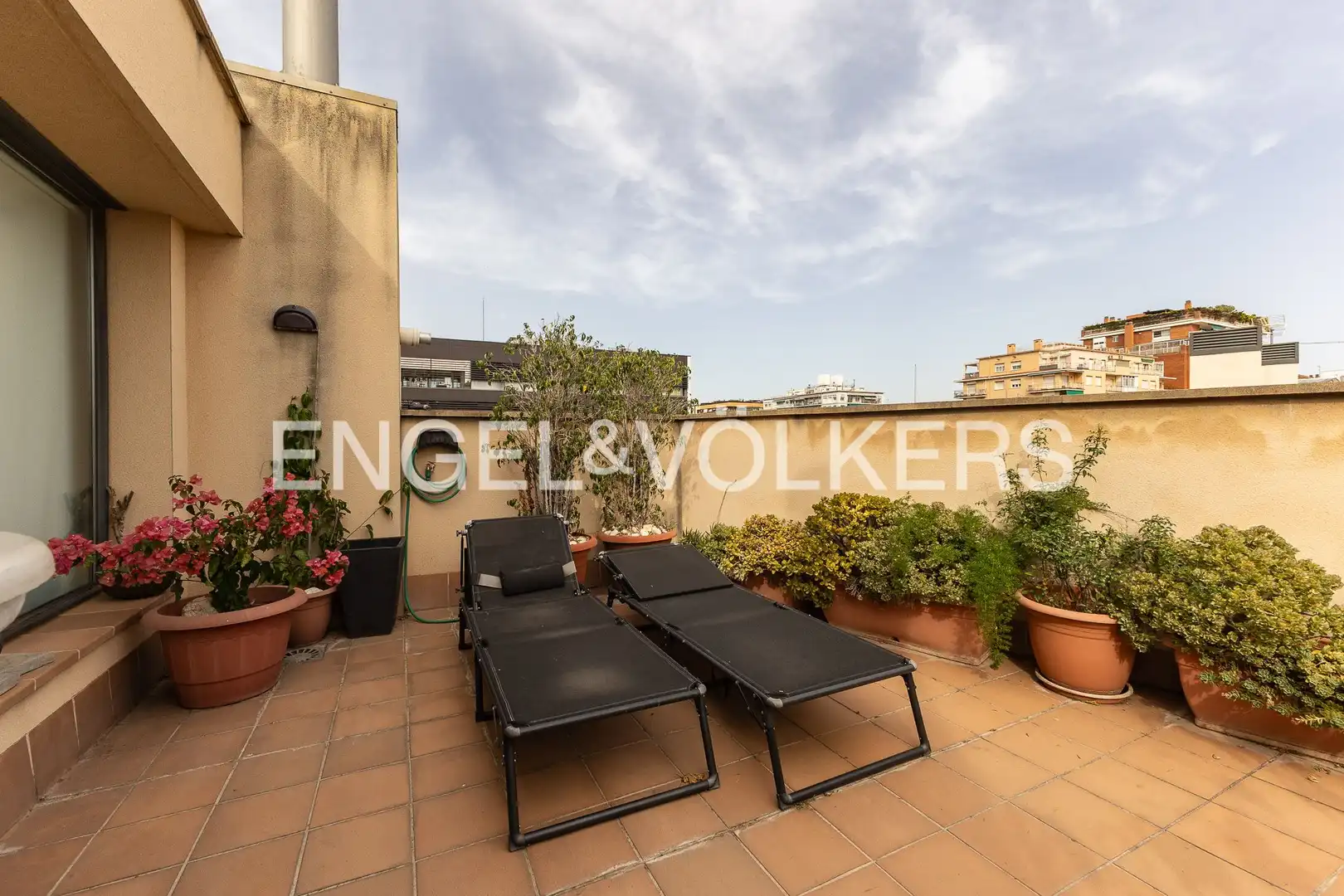 Terraza de Casa adosada en venta en Barcelona con Aire acondicionado, Calefacción y Jardín privado