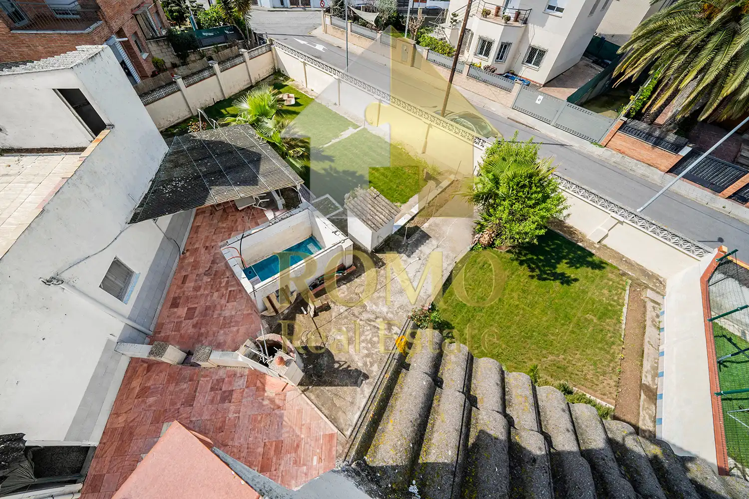 Garden of Houses for sale in Santa Perpètua de Mogoda  with Terrace, Storage room and Balcony