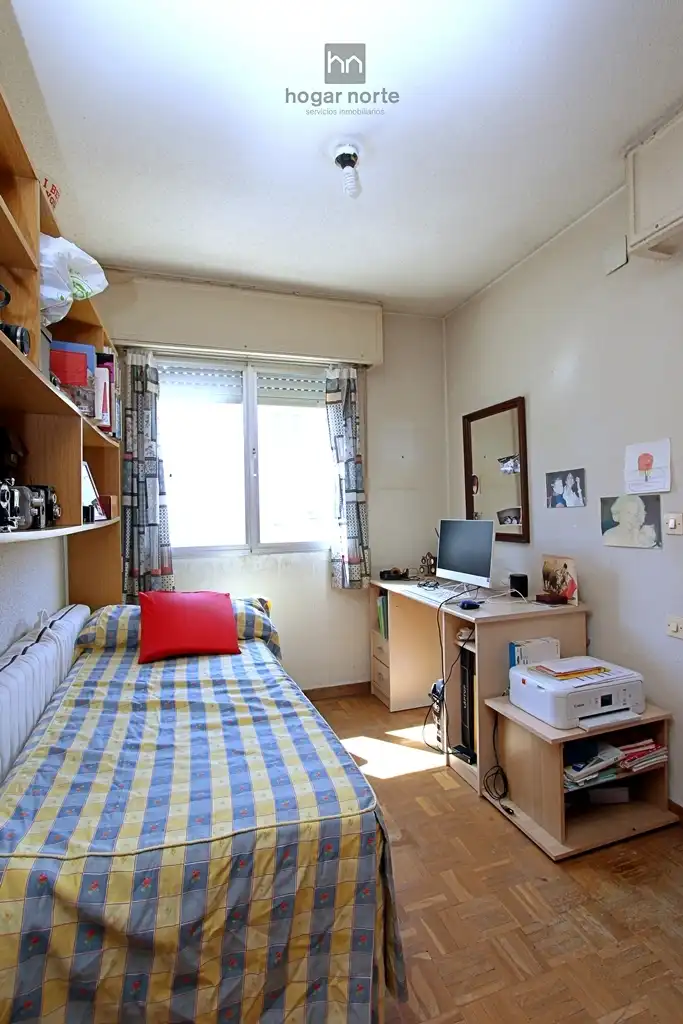Habitación de Casa o chalet en venta en San Sebastián de los Reyes con Aire acondicionado, Calefacción y Jardín privado