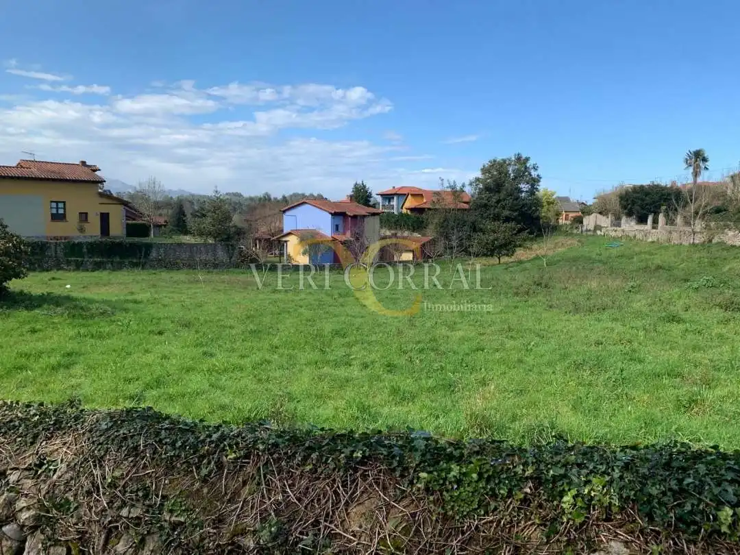 Land for sale in Llanes