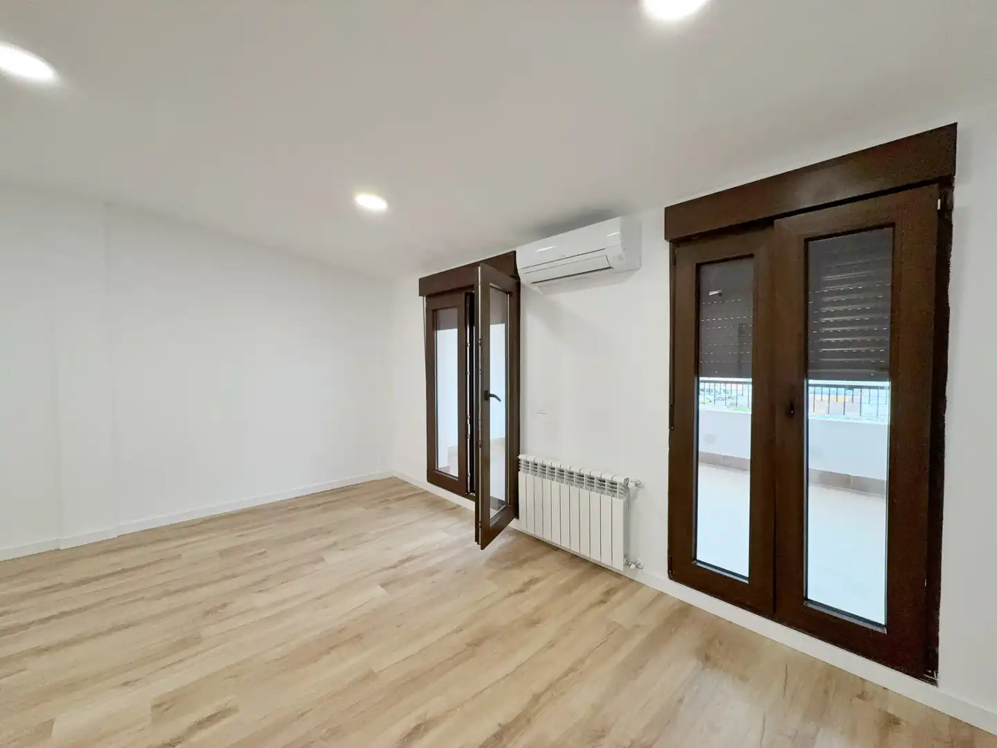 Bedroom of Detached homes for rent in L'Eliana  with Air Conditioner, Heating and Terrace