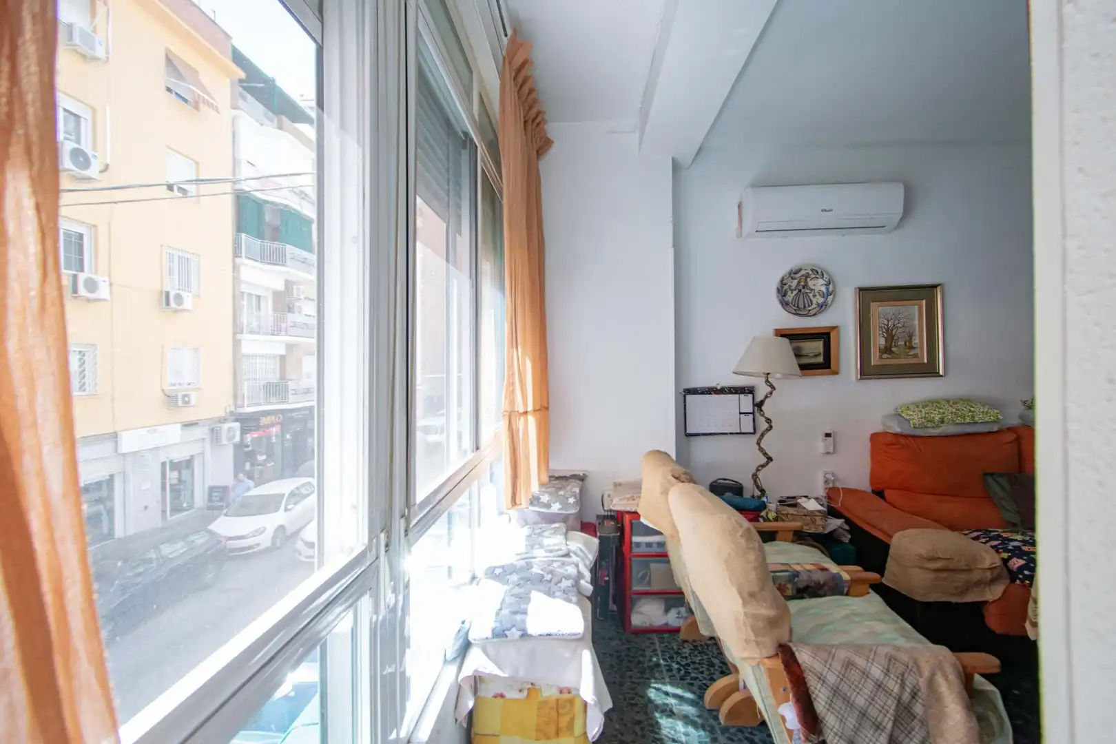 Vista exterior de Piso en venta en Sevilla con Aire acondicionado y Balcón