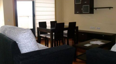 Foto 2 de Piso en venta en Avenida Ramón Nieto, Lavadores, Vigo