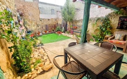 Terrasse von Country house zum verkauf in Fuentelcésped mit Heizung, Privatgarten und Parkett