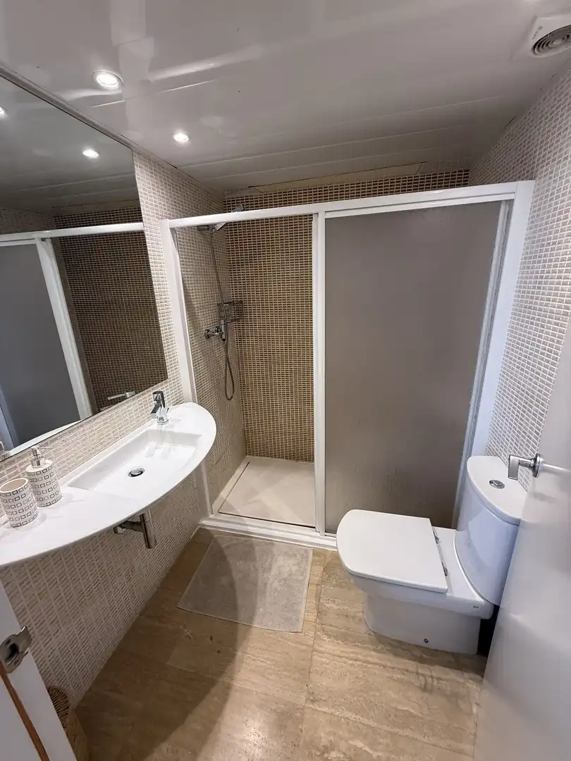 Bathroom of Apartments for sale in Eivissa  with Air Conditioner, Heating and Terrace