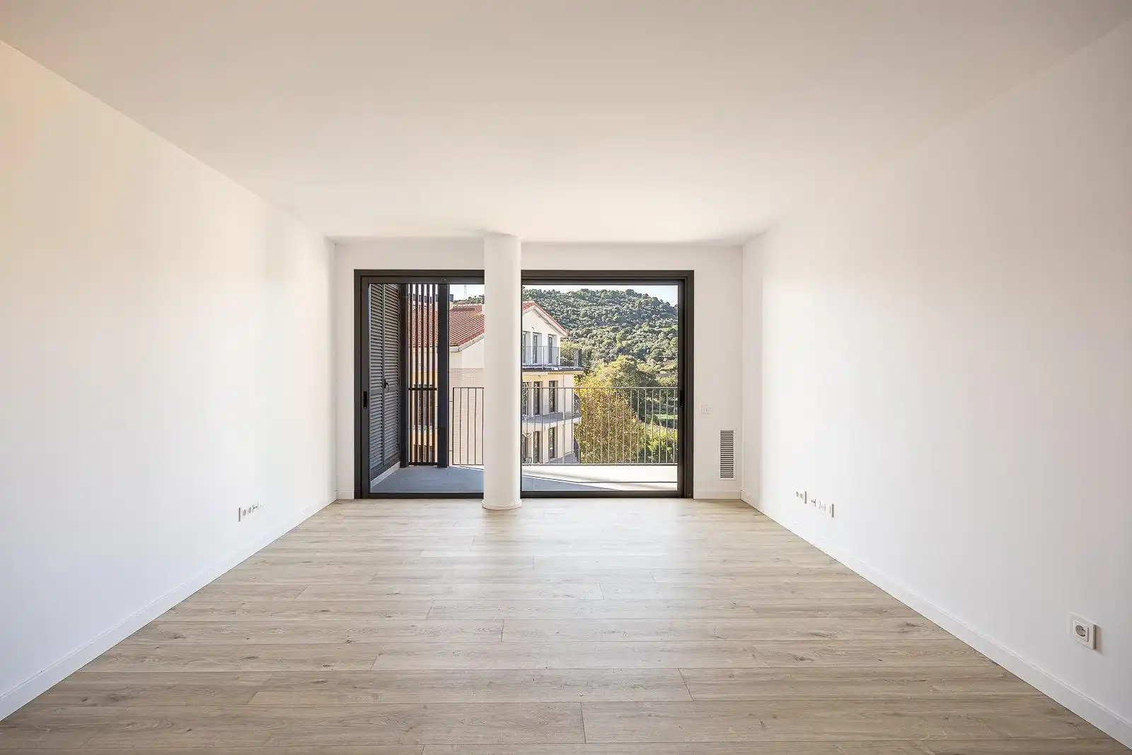 Sala de estar de Dúplex en venta en Tiana con Aire acondicionado, Parquet y Terraza