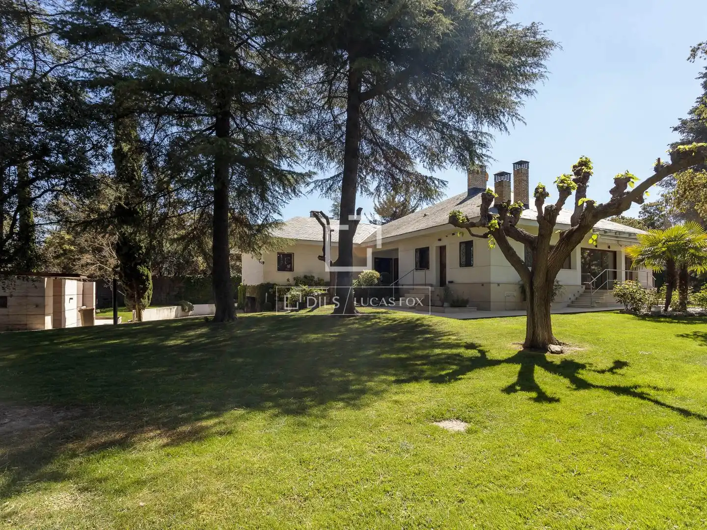 Jardí de Casa o xalet de lloguer en La Moraleja amb Aire condicionat, Calefacció i Jardí privat