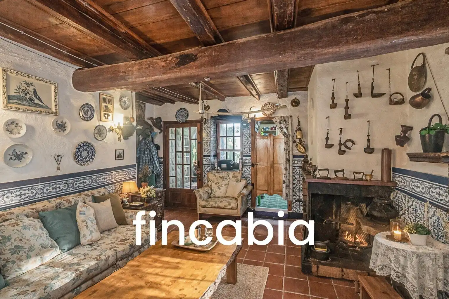 Sala d'estar de Casa o xalet en venda en Riudarenes amb Calefacció, Jardí privat i Terrassa