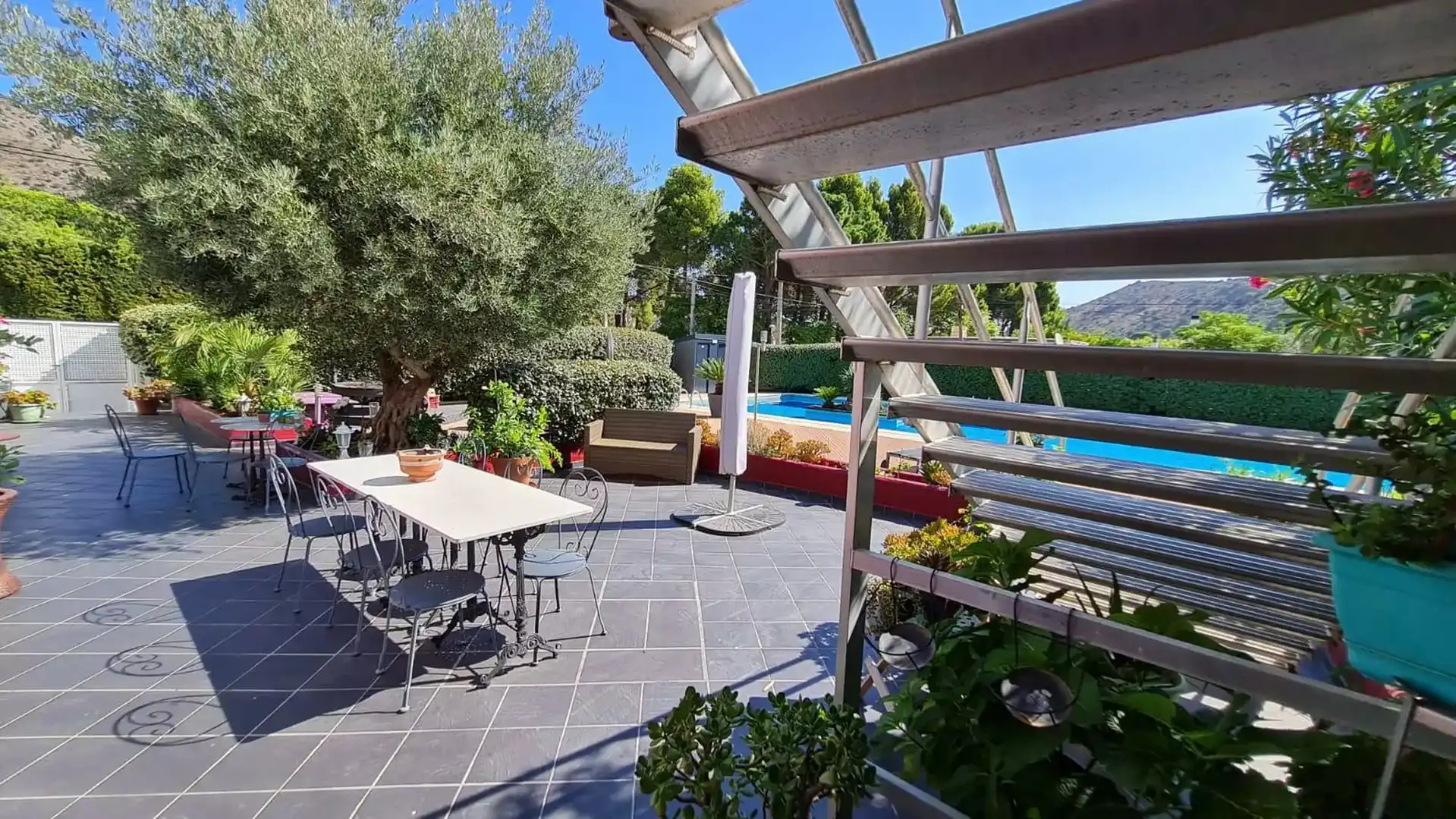 Terrassa de Casa o xalet en venda en Colera amb Aire condicionat, Calefacció i Jardí privat