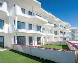 Exterior view of Flat for sale in Fuengirola  with Air Conditioner, Private garden and Terrace