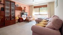 Sala d'estar de Casa adosada en venda en Palafolls amb Terrassa