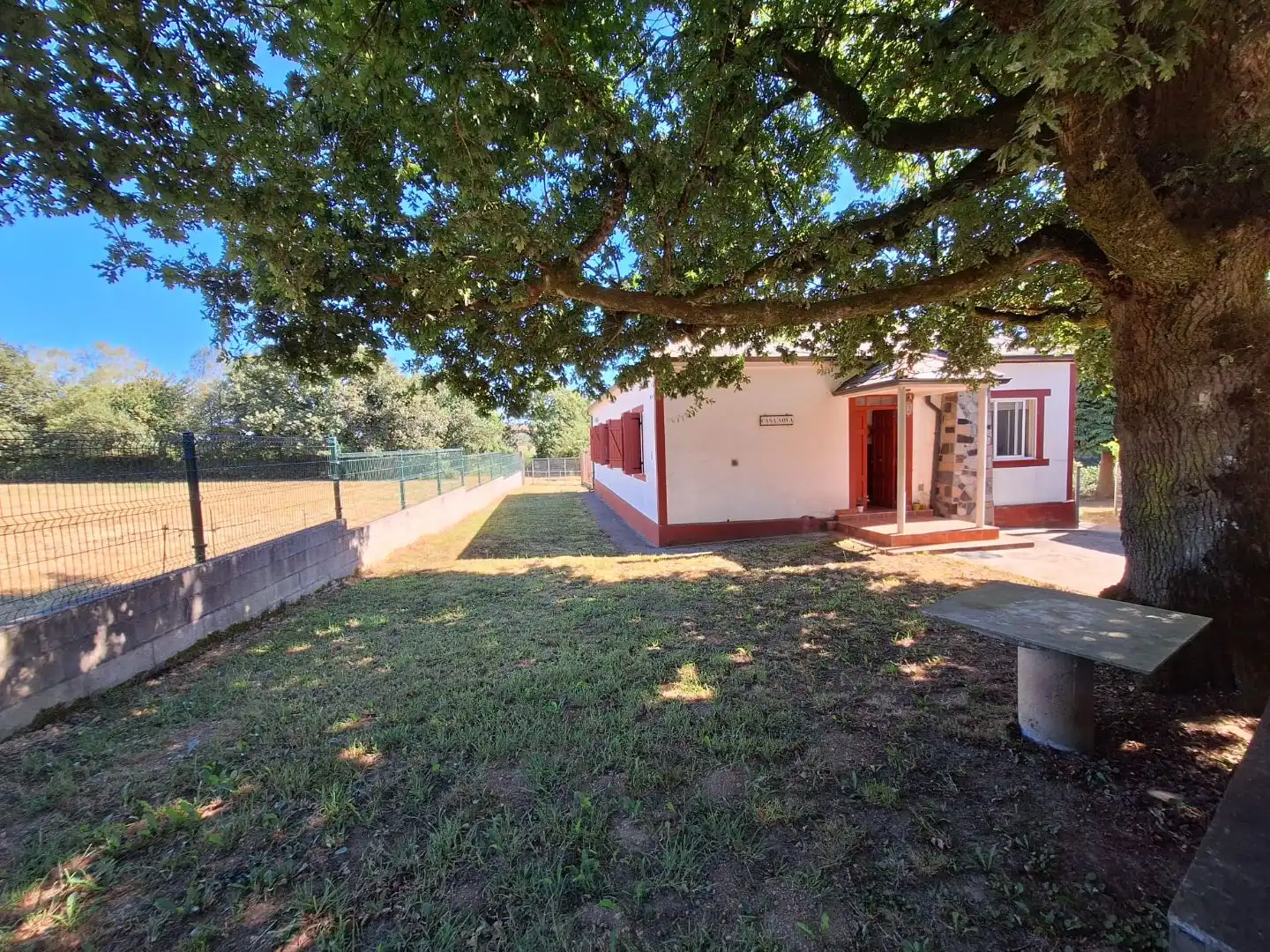 House with garden for sale in Lugar Bacorelle-Castro de Rei ( 1