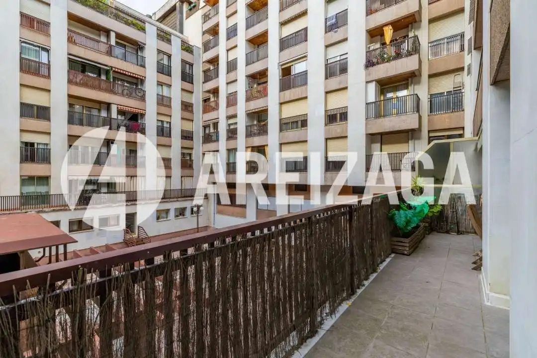 Vista exterior de Piso en venta en Donostia - San Sebastián  con Calefacción, Terraza y Balcón