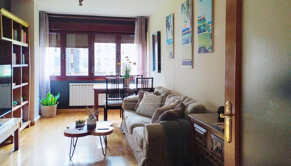 Foto 1 de Planta baixa en venda a Calle Postigo Bajo, Santo Domingo - El Campillín, Asturias