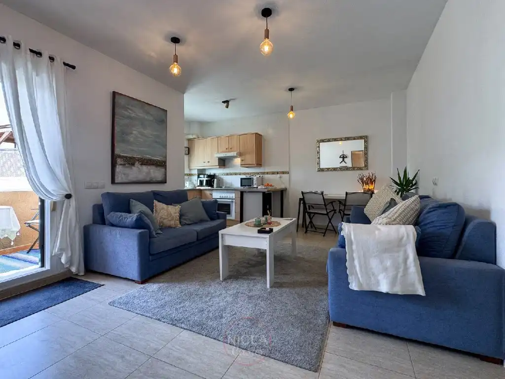 Sala de estar de Apartamento en venta en Cuevas del Almanzora con Aire acondicionado, Terraza y Amueblado